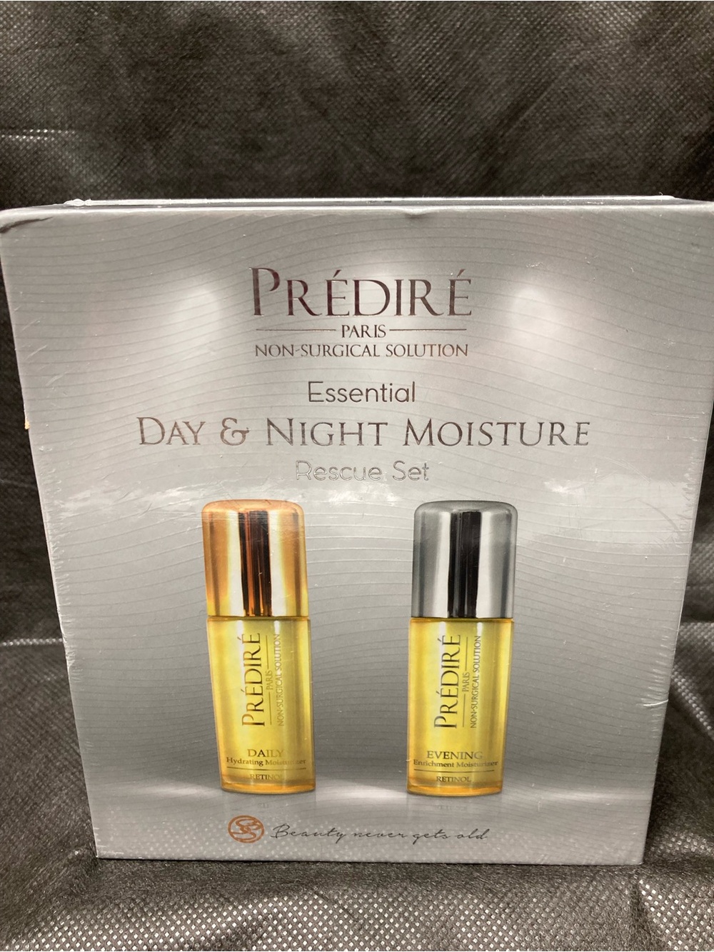 Essential Day & Night Moisture Rescue Set - Gold